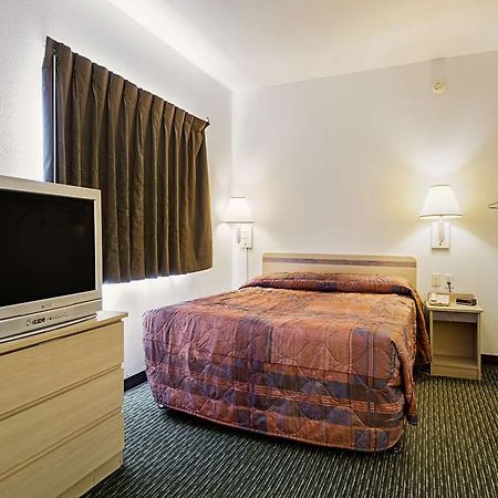 Готель Studio 6 Charlotte Airport Номер фото